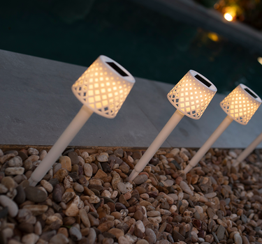 Gretita solar garden spike (4 pcs)