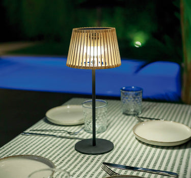 OKINAWA TABLE solar powered table lamp