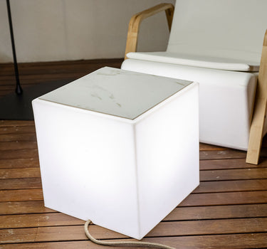 Bora side table with light