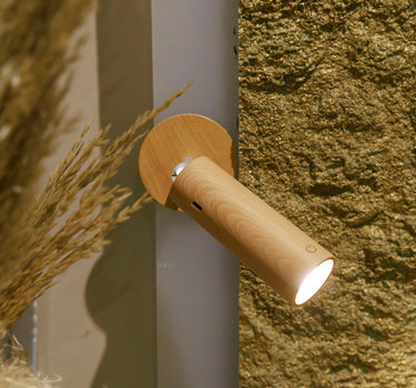 ROLL wireless round wall light for indoor use